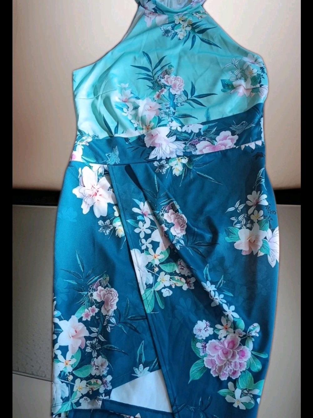 VENUS Teal and Pink Floral Satin Kimono
